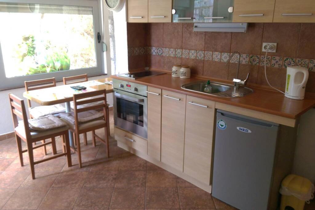 Garden Apartment- Near Sea 2 Dobrota Extérieur photo